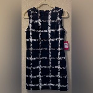 NWT Vince Camuto Sleeveless Shift Dress White/Dark Navy size 6